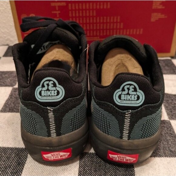 Vans EVDNT UltimateWaffle Women 8 Black Blue suede black Mar 112025 - Picture 5 of 9